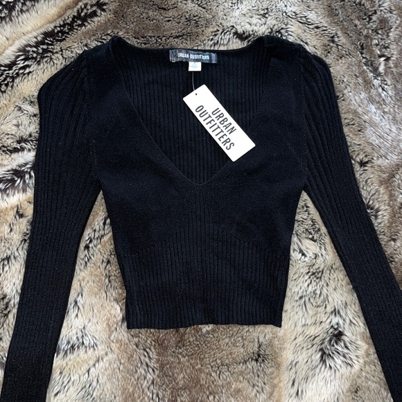 Urban Outfitters Sweaters - 🖤uo sweater🖤